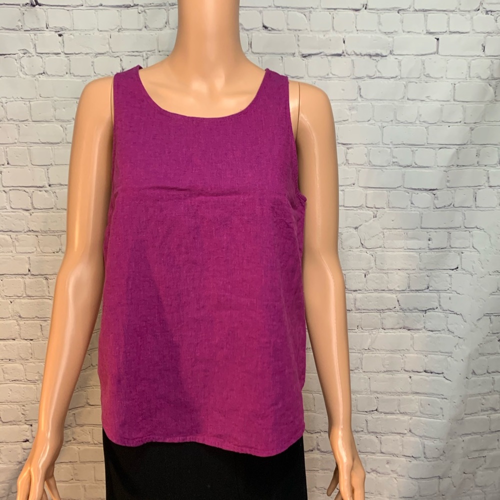 Universal thread NWT bright Purple Sleevless top size xs